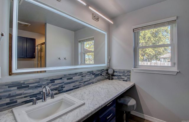 817 N Walkers Corner Road, Scott, AR 72142