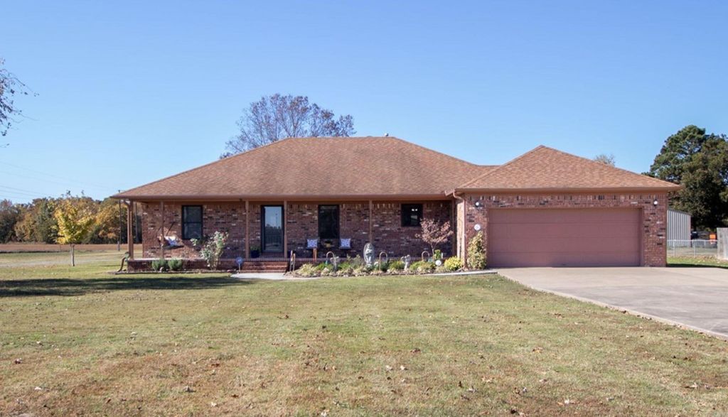 817 N Walkers Corner Road, Scott, AR 72142