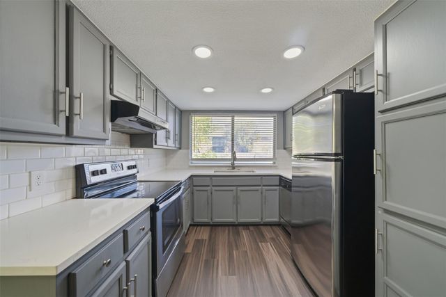 1601 Sagebrush DR, Round Rock, TX 78681