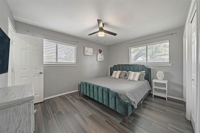 1601 Sagebrush DR, Round Rock, TX 78681