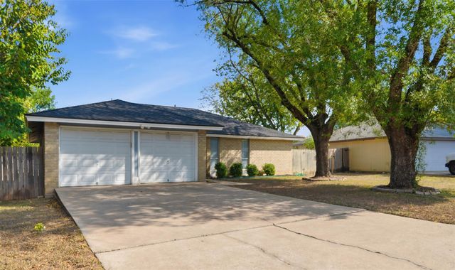 1601 Sagebrush DR, Round Rock, TX 78681