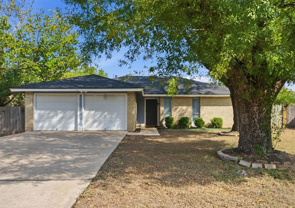 1601 Sagebrush DR, Round Rock, TX 78681