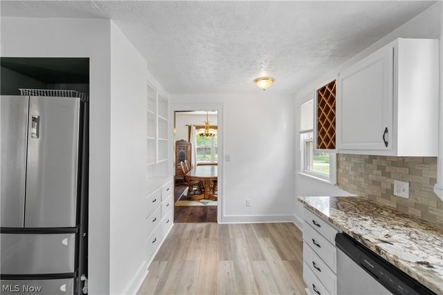 1359 Delia Avenue, Akron, OH 44320