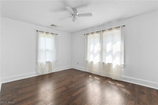 1359 Delia Avenue, Akron, OH 44320