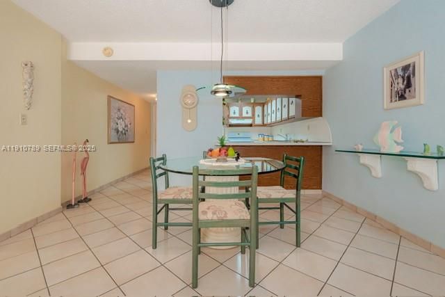 1890 W 56th Street 1423, Hialeah, FL 33012