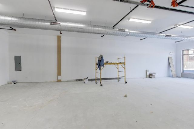 1619 W Lawrence Avenue 1, Chicago, IL 60640