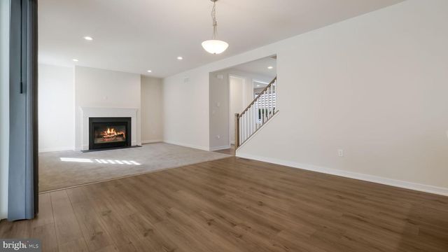 1448 MILL RACE DR, Quakertown, PA 18951