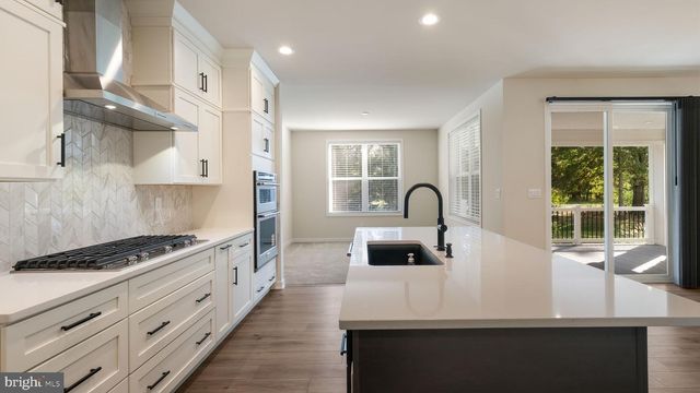 1448 MILL RACE DR, Quakertown, PA 18951