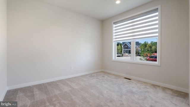 1448 MILL RACE DR, Quakertown, PA 18951