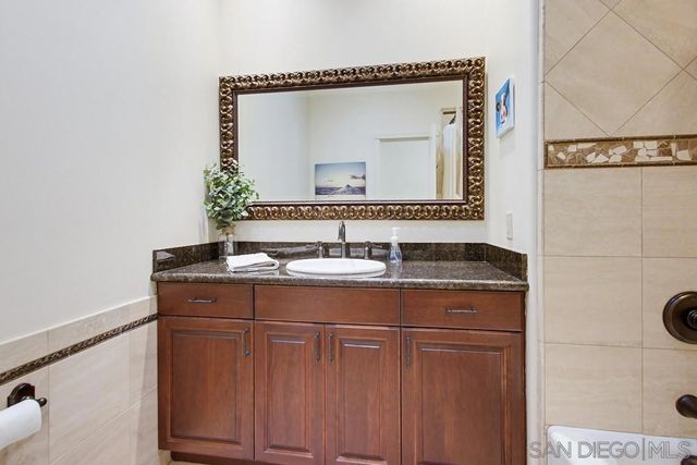 11558 Creek, Poway, CA 92064