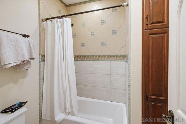 11558 Creek, Poway, CA 92064