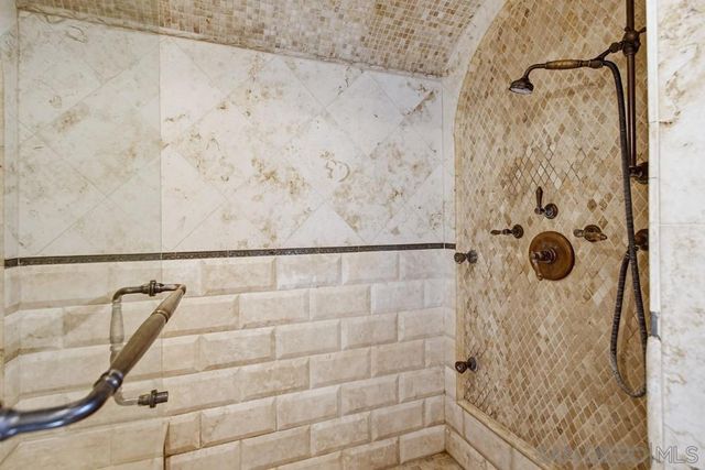 11558 Creek, Poway, CA 92064