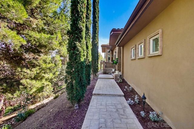 11558 Creek, Poway, CA 92064