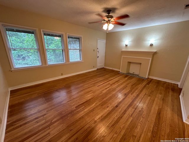 218 E Rosewood Ave Apt 3, San Antonio, TX 78212