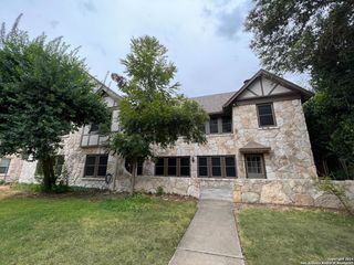 218 E Rosewood Ave Apt 3, San Antonio, TX 78212
