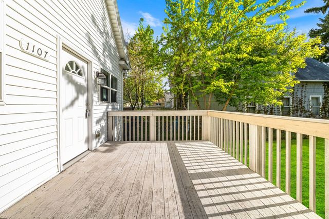 1107 Victoria Avenue, North Chicago, IL 60064