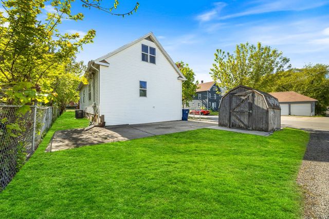 1107 Victoria Avenue, North Chicago, IL 60064