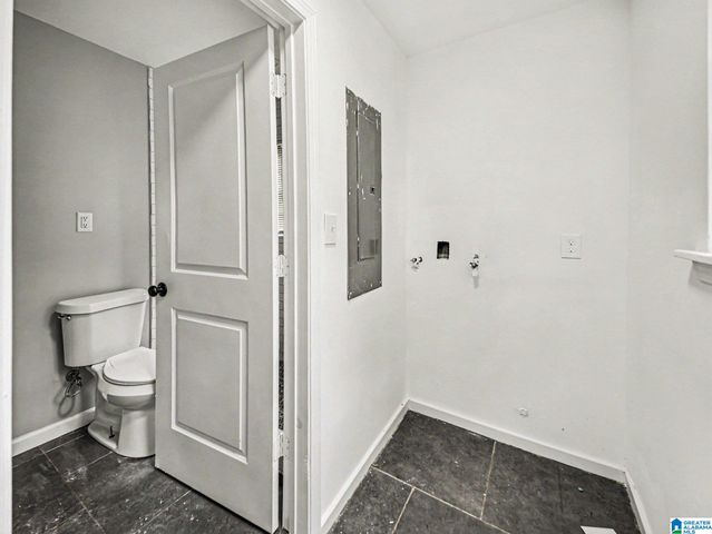 1900 SAINT CHARLES AVENUE SW, Birmingham, AL 35211