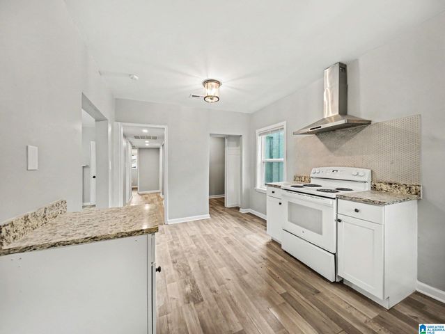 1900 SAINT CHARLES AVENUE SW, Birmingham, AL 35211