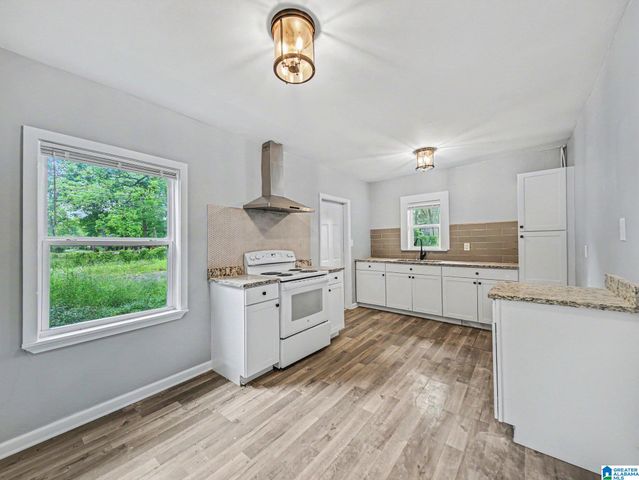 1900 SAINT CHARLES AVENUE SW, Birmingham, AL 35211