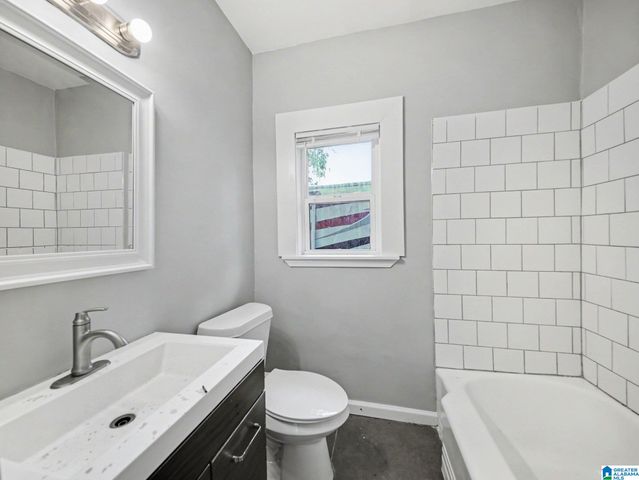 1900 SAINT CHARLES AVENUE SW, Birmingham, AL 35211
