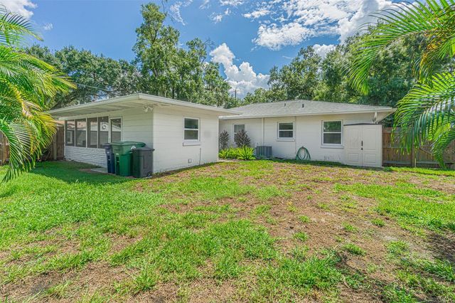 701 W HENRY AVENUE, Tampa, FL 33604