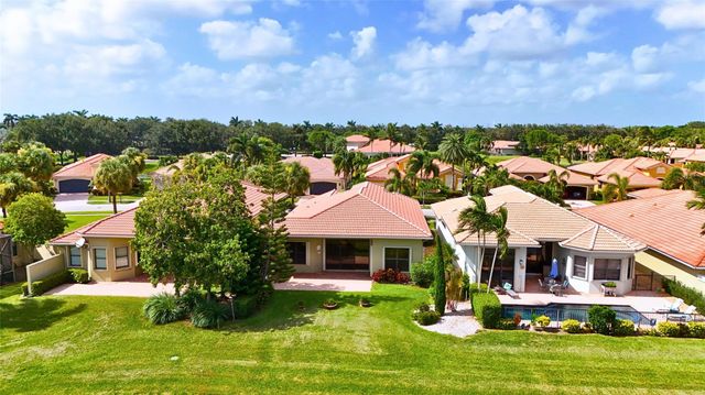 6874 Fabiano Cir, Boynton Beach, FL 33437