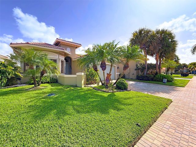 6874 Fabiano Cir, Boynton Beach, FL 33437