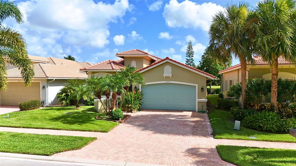 6874 Fabiano Cir, Boynton Beach, FL 33437
