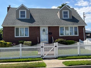 160 Green Street, Valley Stream, NY 11580