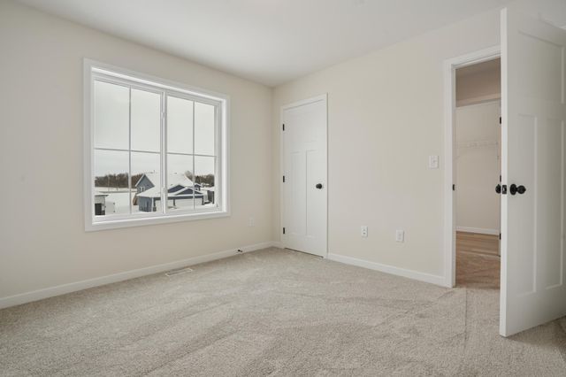 6891 14th Street S, Fargo, ND 58104