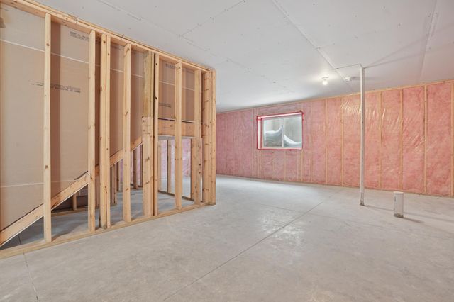 6891 14th Street S, Fargo, ND 58104