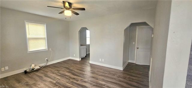 9210 Phillip AVE, Norfolk, VA 23503