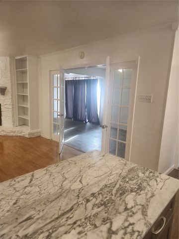 12911 Mitchwin Road, Farmers Branch, TX 75234