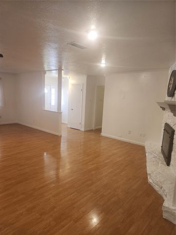 12911 Mitchwin Road, Farmers Branch, TX 75234