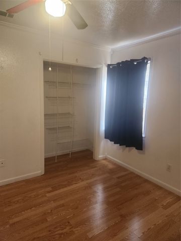 12911 Mitchwin Road, Farmers Branch, TX 75234