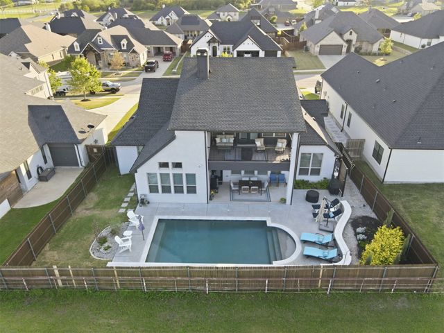 3012 Nob Hill Drive, Burleson, TX 76028