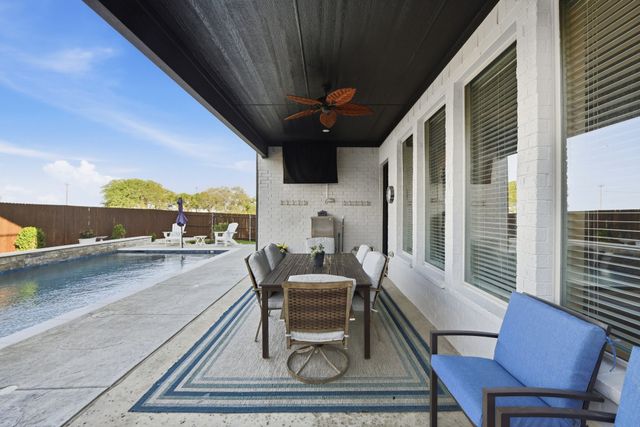 3012 Nob Hill Drive, Burleson, TX 76028