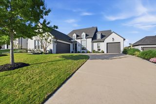 3012 Nob Hill Drive, Burleson, TX 76028