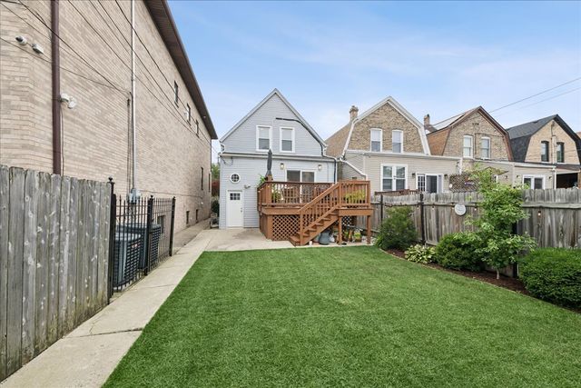 3427 N Kedzie Avenue, Chicago, IL 60618