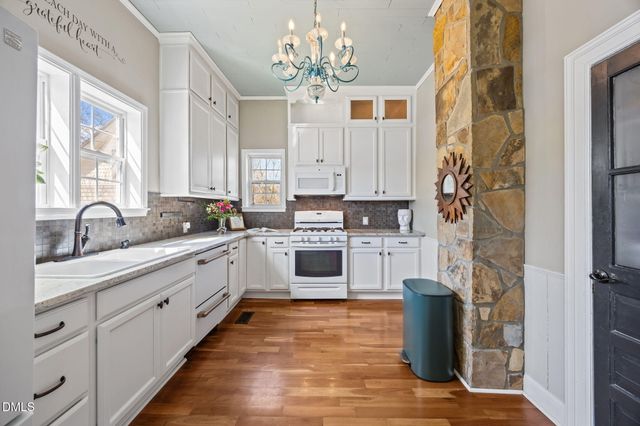 418 S Lombard Street, Clayton, NC 27520