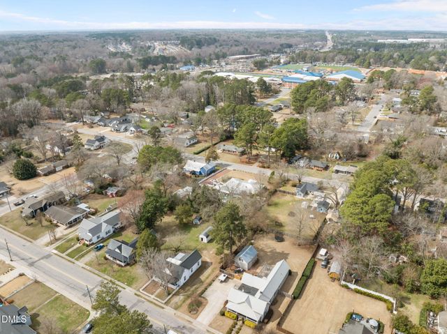 418 S Lombard Street, Clayton, NC 27520