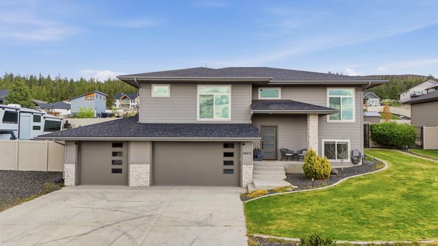 60832 Westview Dr, Nine Mile Falls, WA 99026