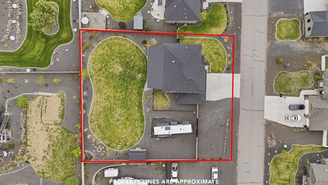 60832 Westview Dr, Nine Mile Falls, WA 99026