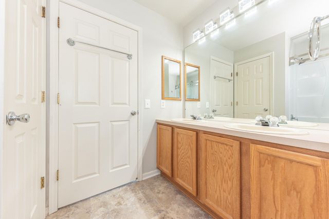 7575 Warwick Drive, Ypsilanti Twp, MI 48197