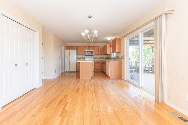 7575 Warwick Drive, Ypsilanti Twp, MI 48197