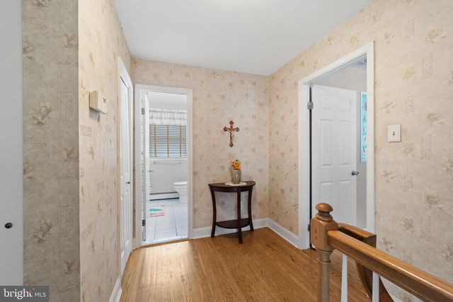 895 SYCAMORE DR, Southampton, PA 18966