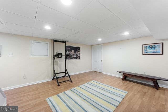 895 SYCAMORE DR, Southampton, PA 18966