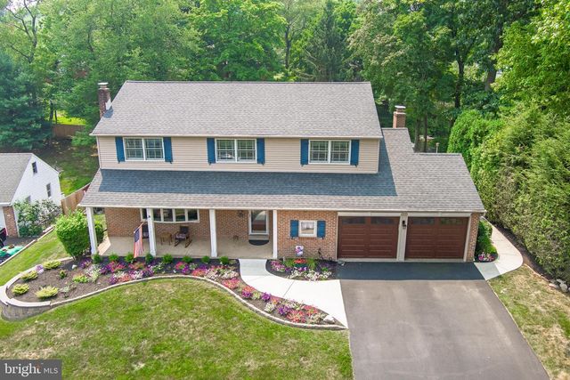895 SYCAMORE DR, Southampton, PA 18966