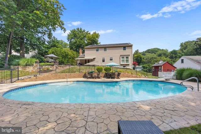895 SYCAMORE DR, Southampton, PA 18966